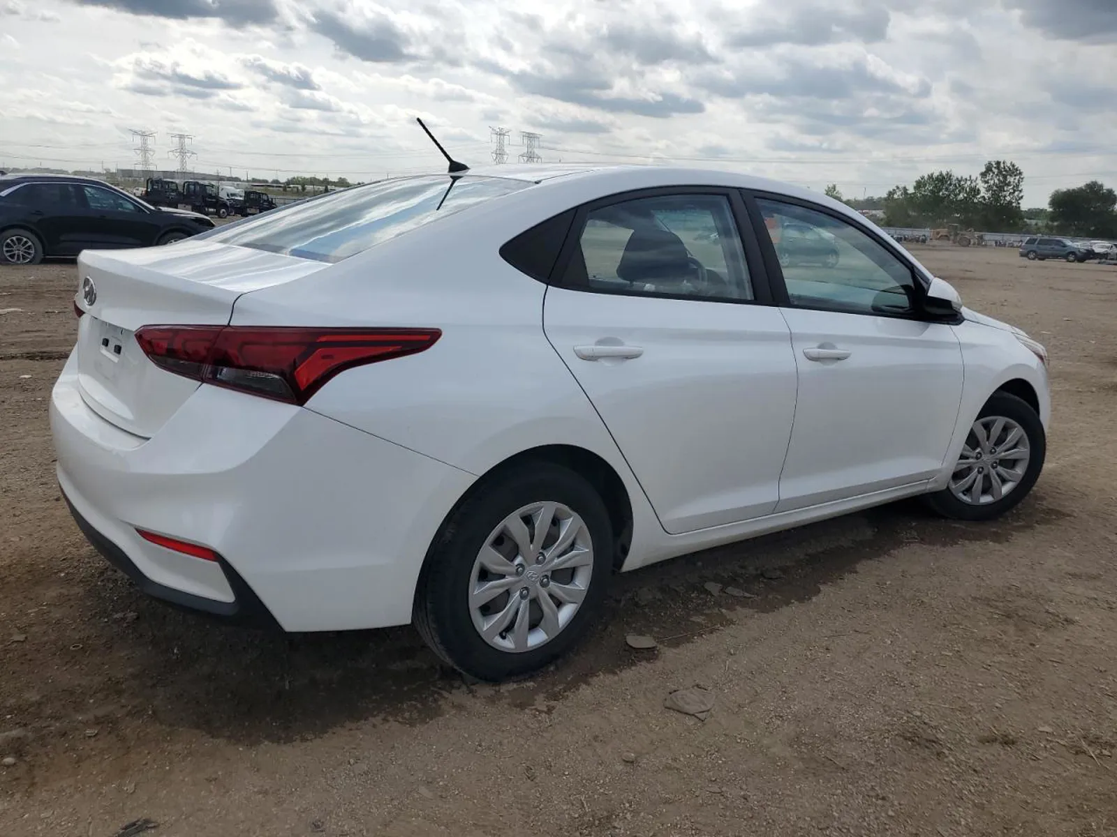 HYUNDAI ACCENT SE 1.6L