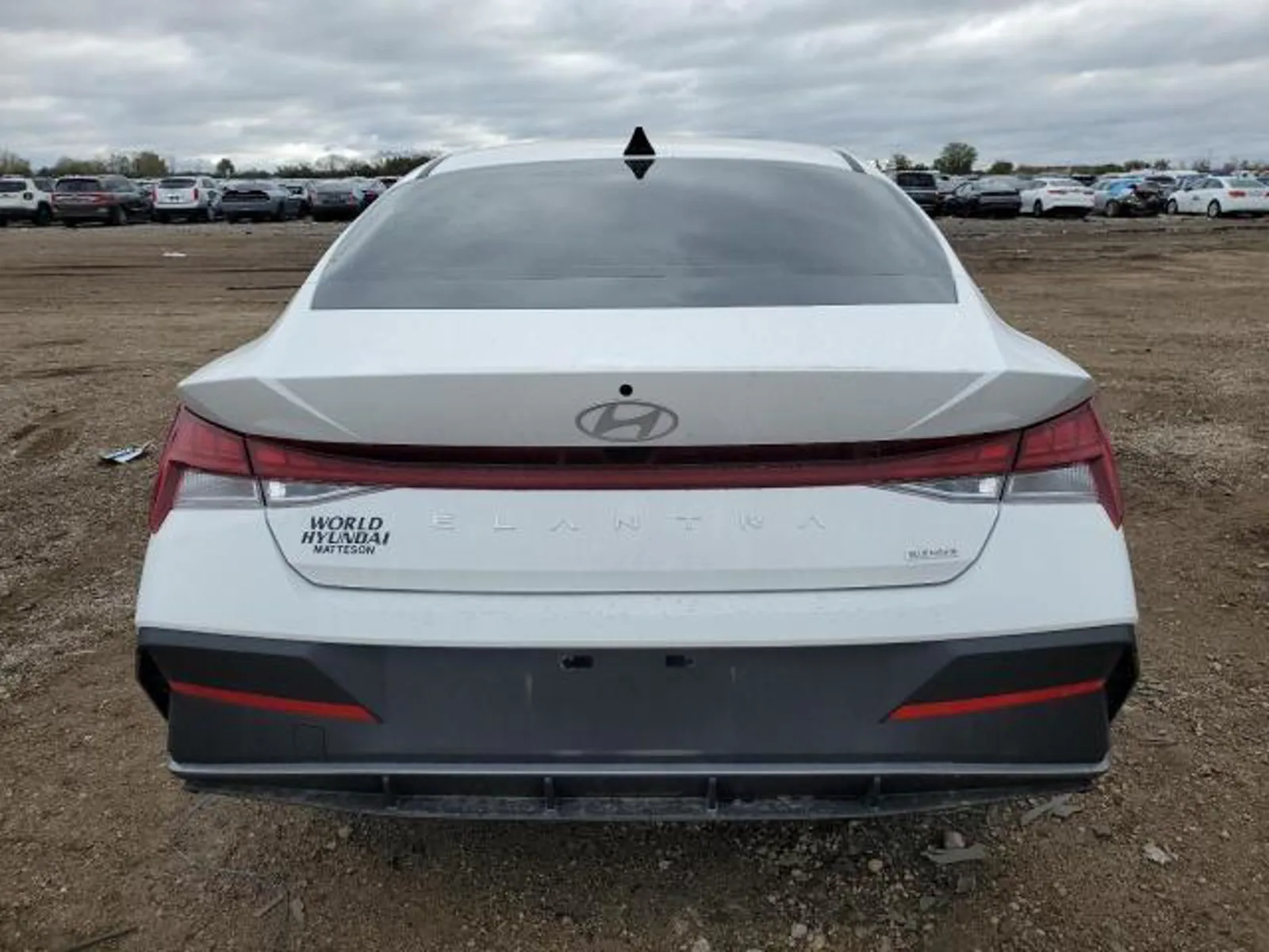 HYUNDAI ELANTRA BLUE HYBRID 1.6L