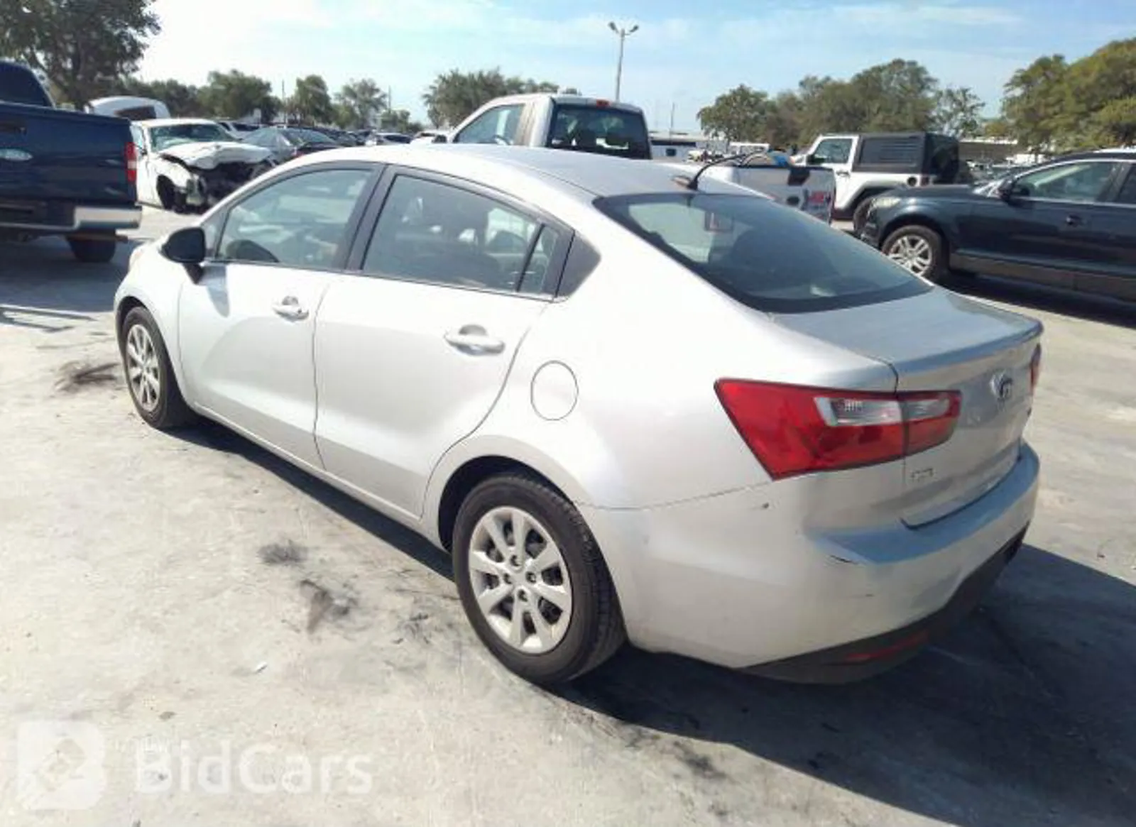 KIA RIO LX 1.6L